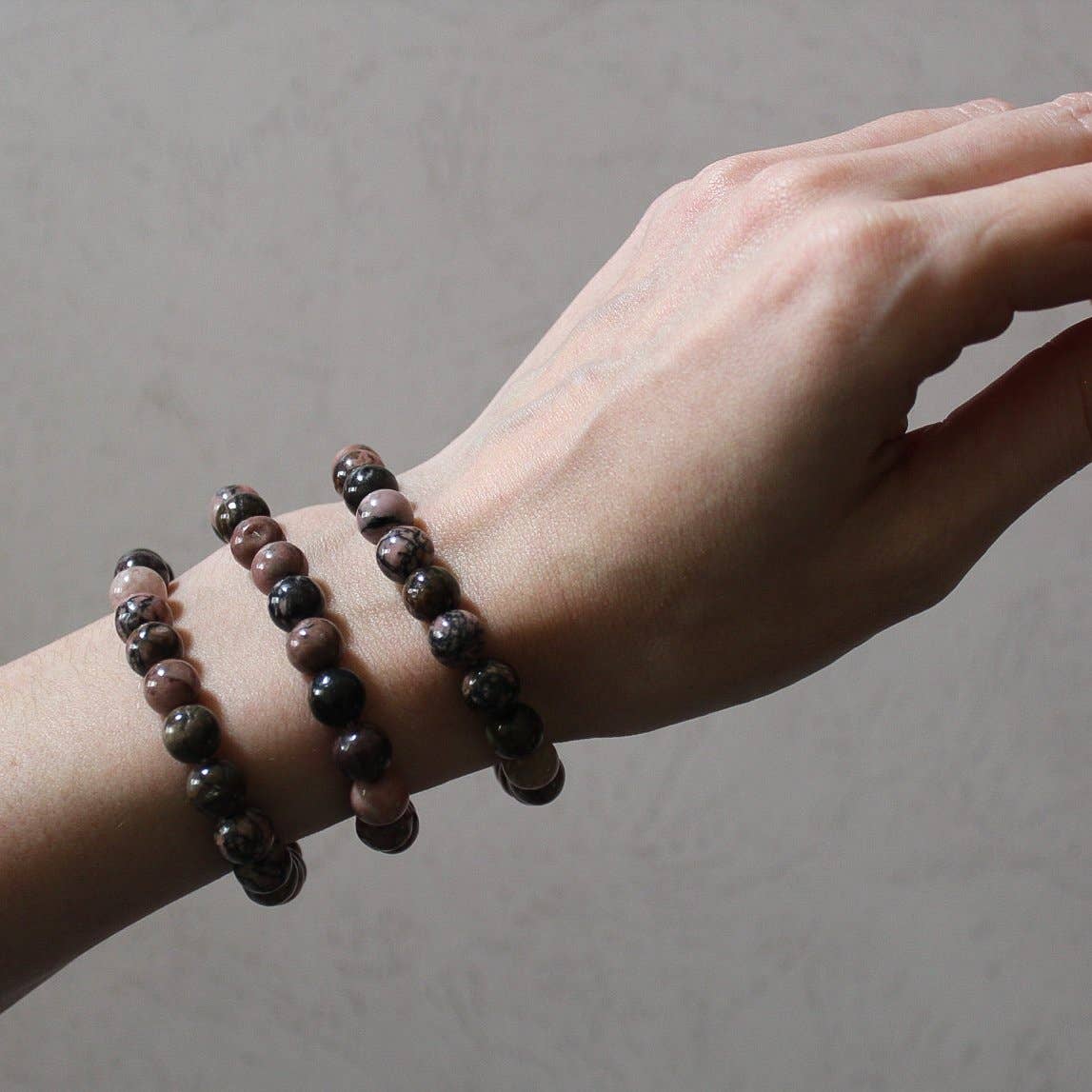 Pebble House - Wholesale Beaded Bracelet - Rhodonite Bracelet 8mm or 6mm - Crystals & Stones2