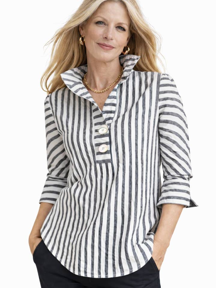 La blouse de l'héritière pour la vente par J'envie