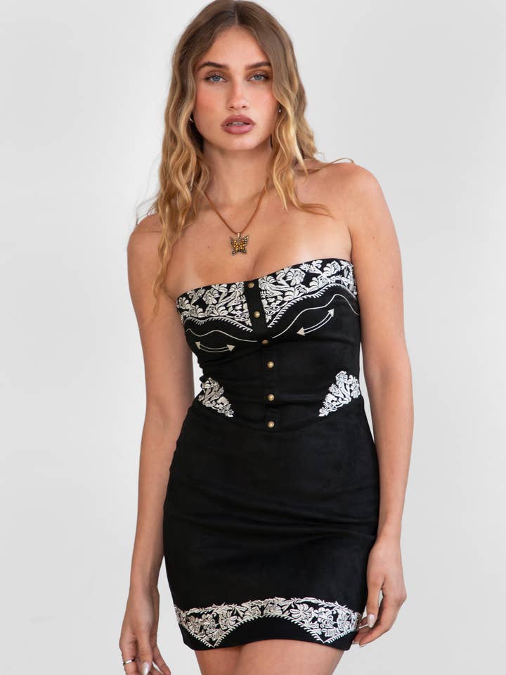 TICTOC – Großhandel Kleid – Damen – LAREDO Besticktes Wildleder-Minikleid7