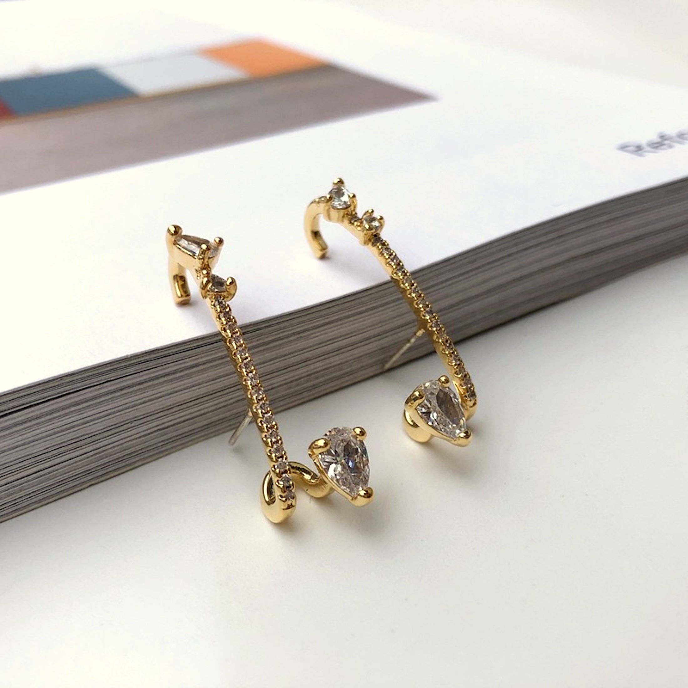 LanLivia - Wholesale Cuff/Wrap Earrings - Modern Vintage Unique Sparkling line Ear Cuff-one piece6