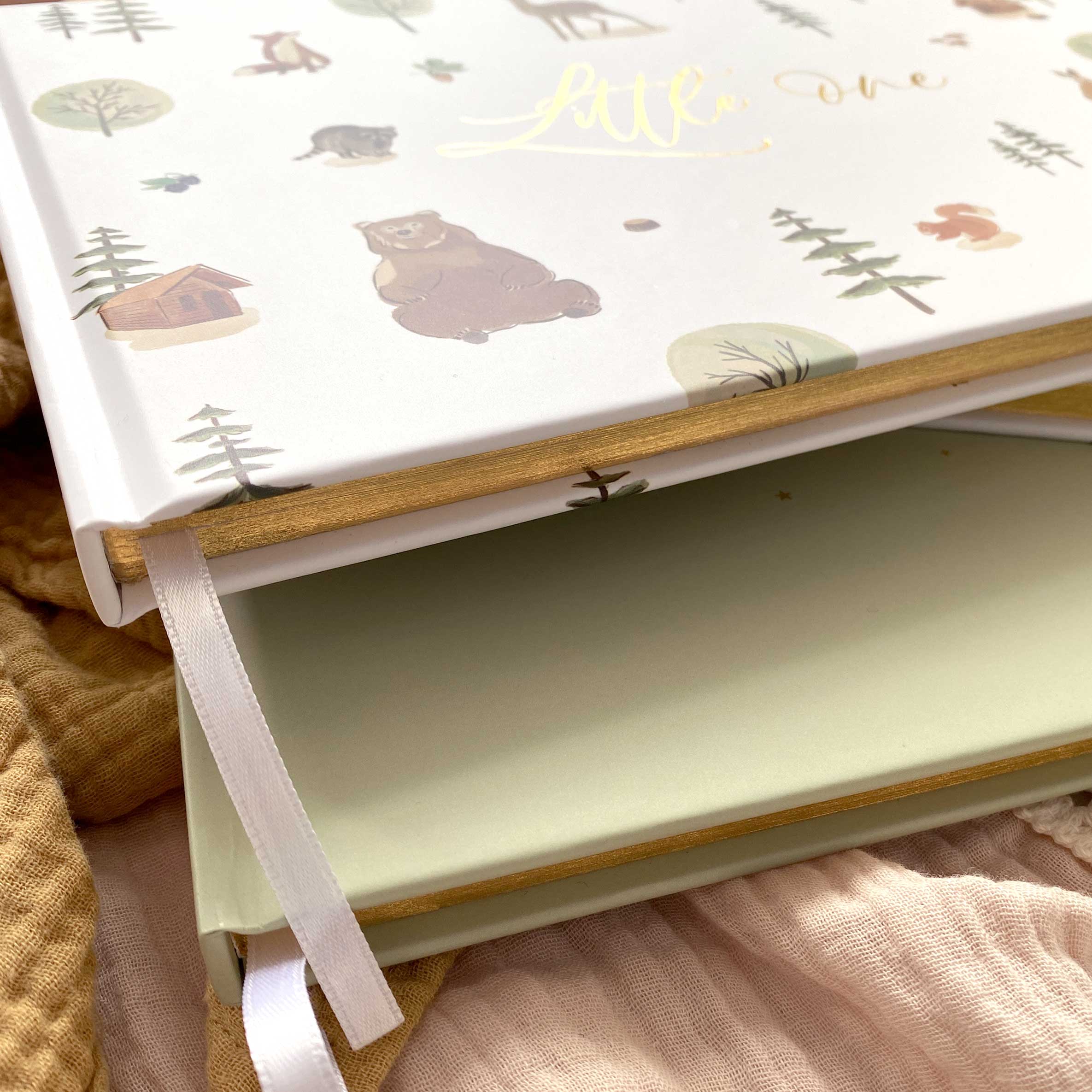 Blush And Gold - Wholesale Dagboek/agenda - Zwangerschap - (Woodland) Baby Journal - aandenken aan het cadeauboek voor nieuwe ouders3