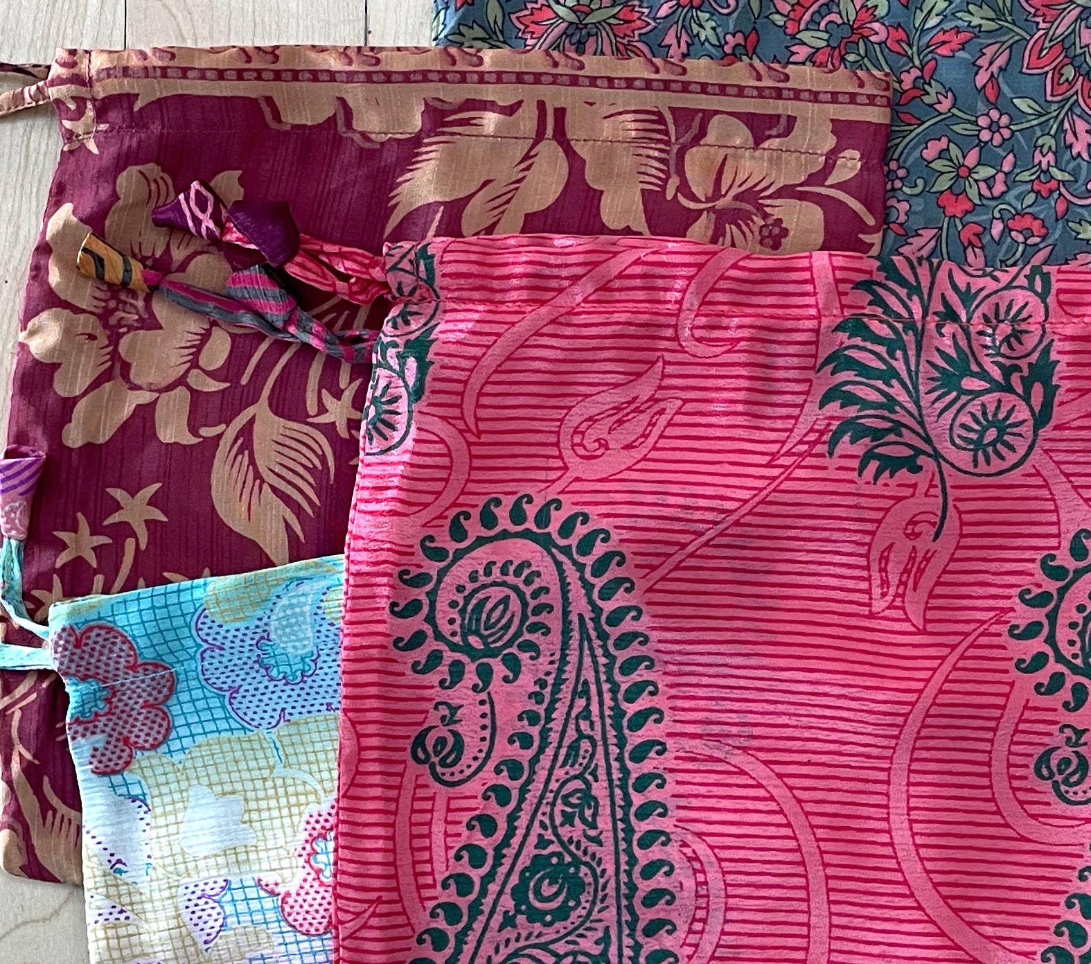 Sewing New Futures, Inc - Wholesale Pouch - Women's - Multi-color Pouch Pack Medium2