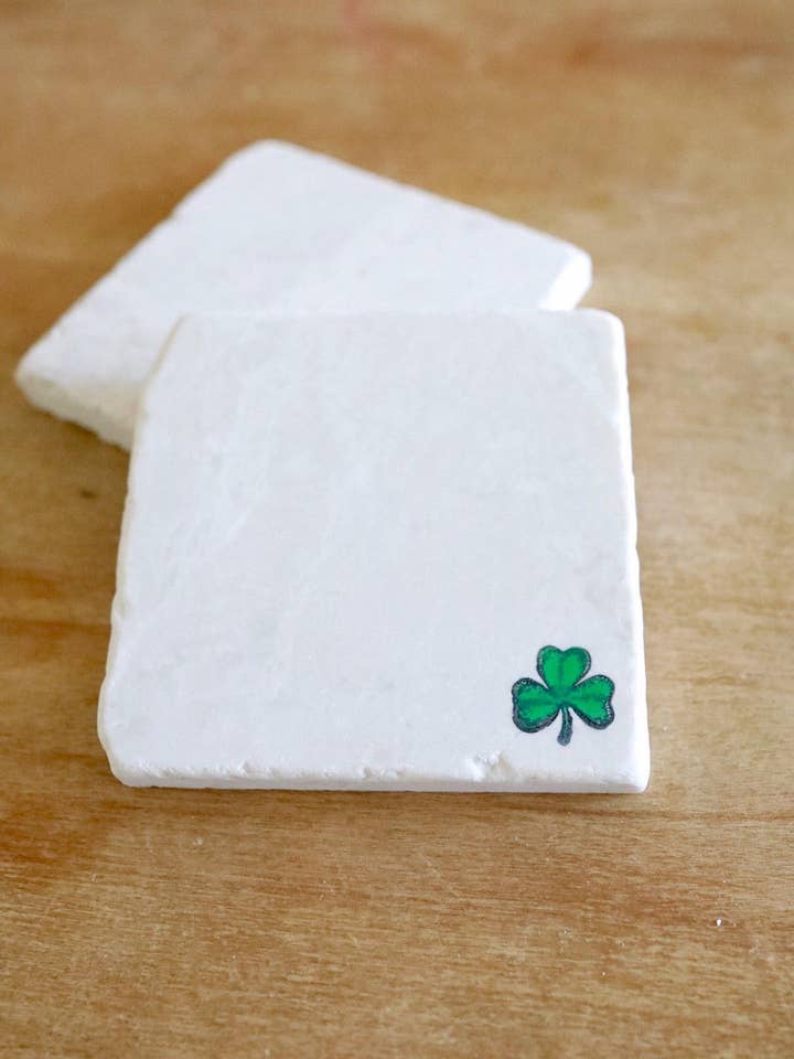 Sous-verre en marbre Shamrock pour la vente par Lace, Grace & Peonies Marble Coasters