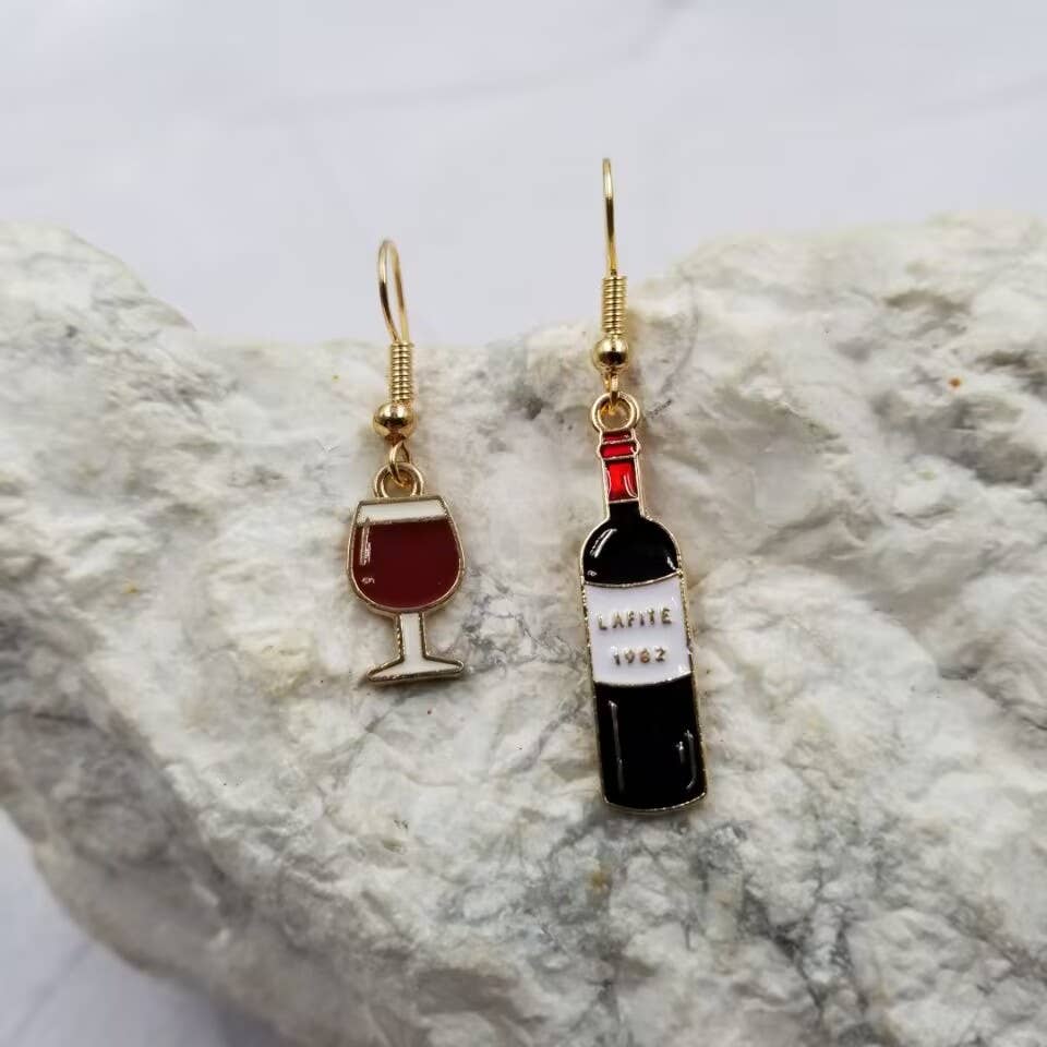 The Pretty Jewellery - Wholesale Dangle Earrings - Red Wine Bottle and Goblet Earrings