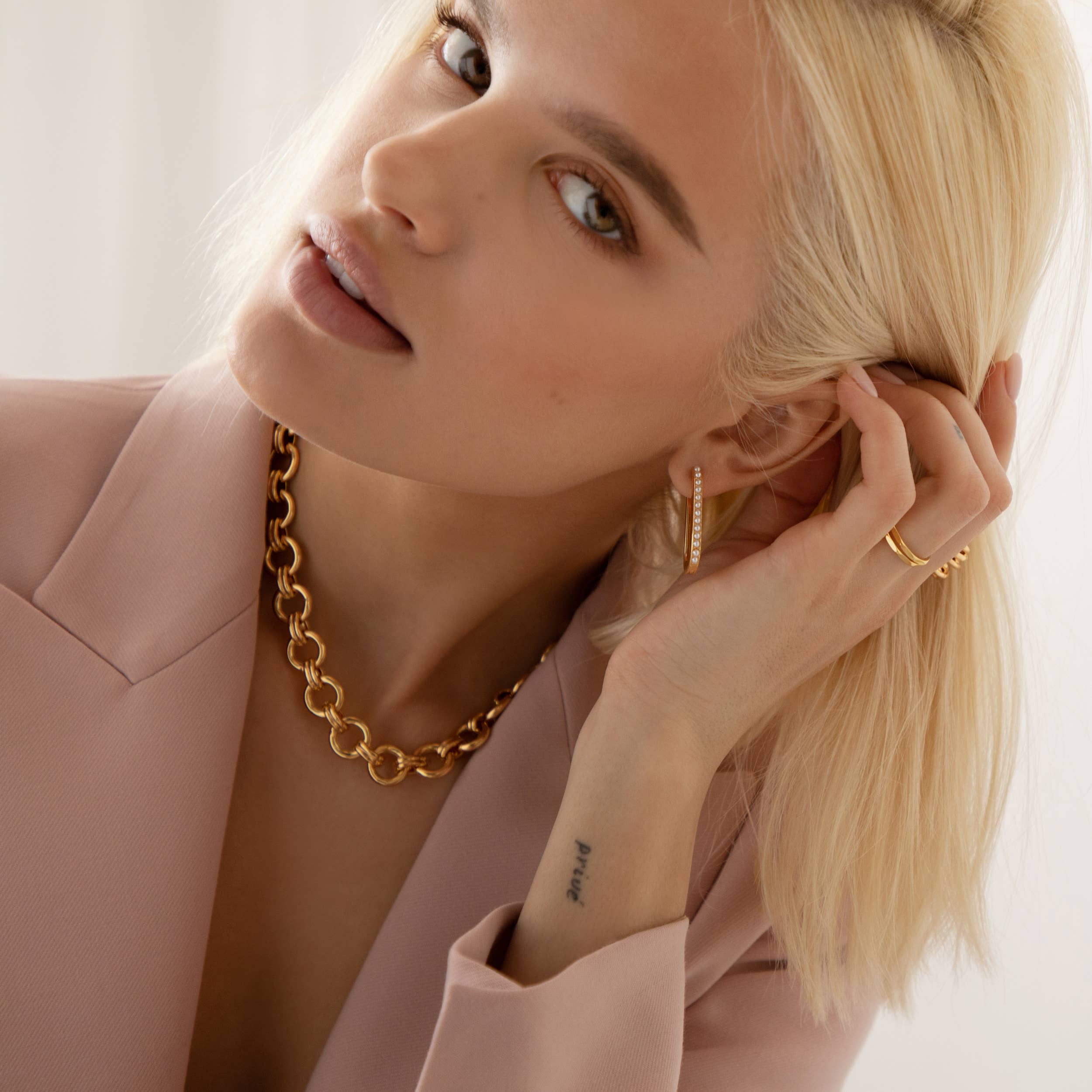 Gold Lunar – wholesale Link & chain necklace – Round Link Chain Necklace 18k Gold Plated Modern3