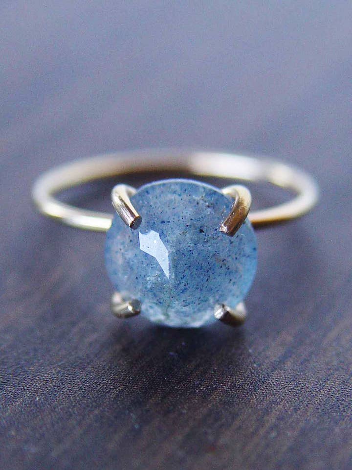 Bague remplie d'or Moss Aquamarine OOAK pour la vente par Friedasophie
