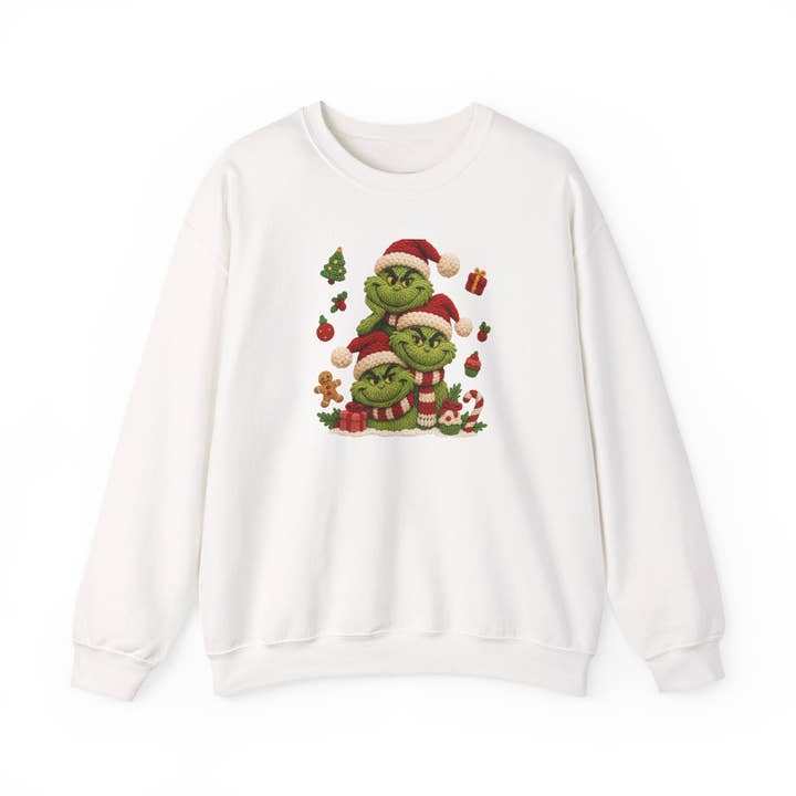 Grinch-familie kerst T-shirt | Schattige, feestelijke Grinches als kerstman, cadeaus, koekjes voor wholesale door Le Paperie Co