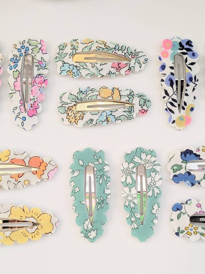 Grampos de cabelo em tecido Liberty of London - Coleção Primavera por atacado de The Blossom Tree House