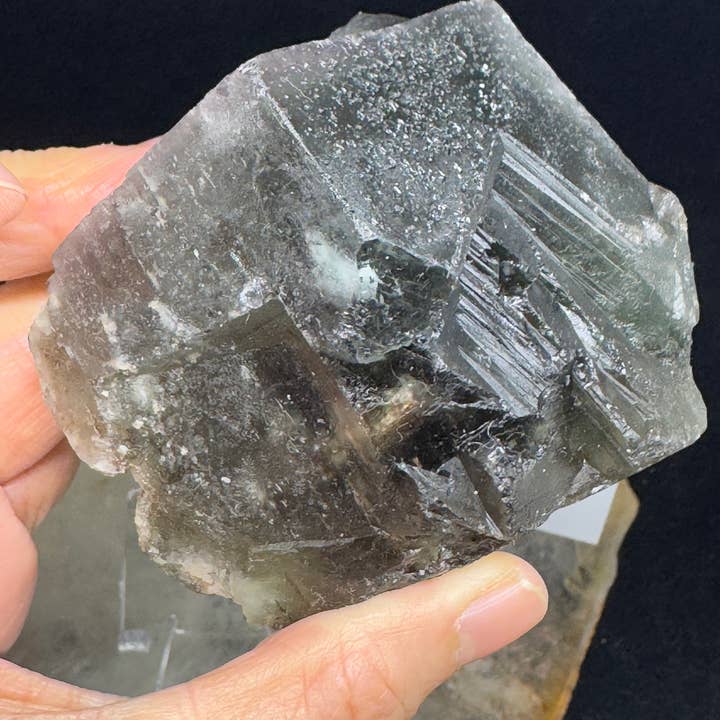 The 7 Directions - Wholesale Spiritual Stone/Crystal - UV reactive Fluorite specimen F65R