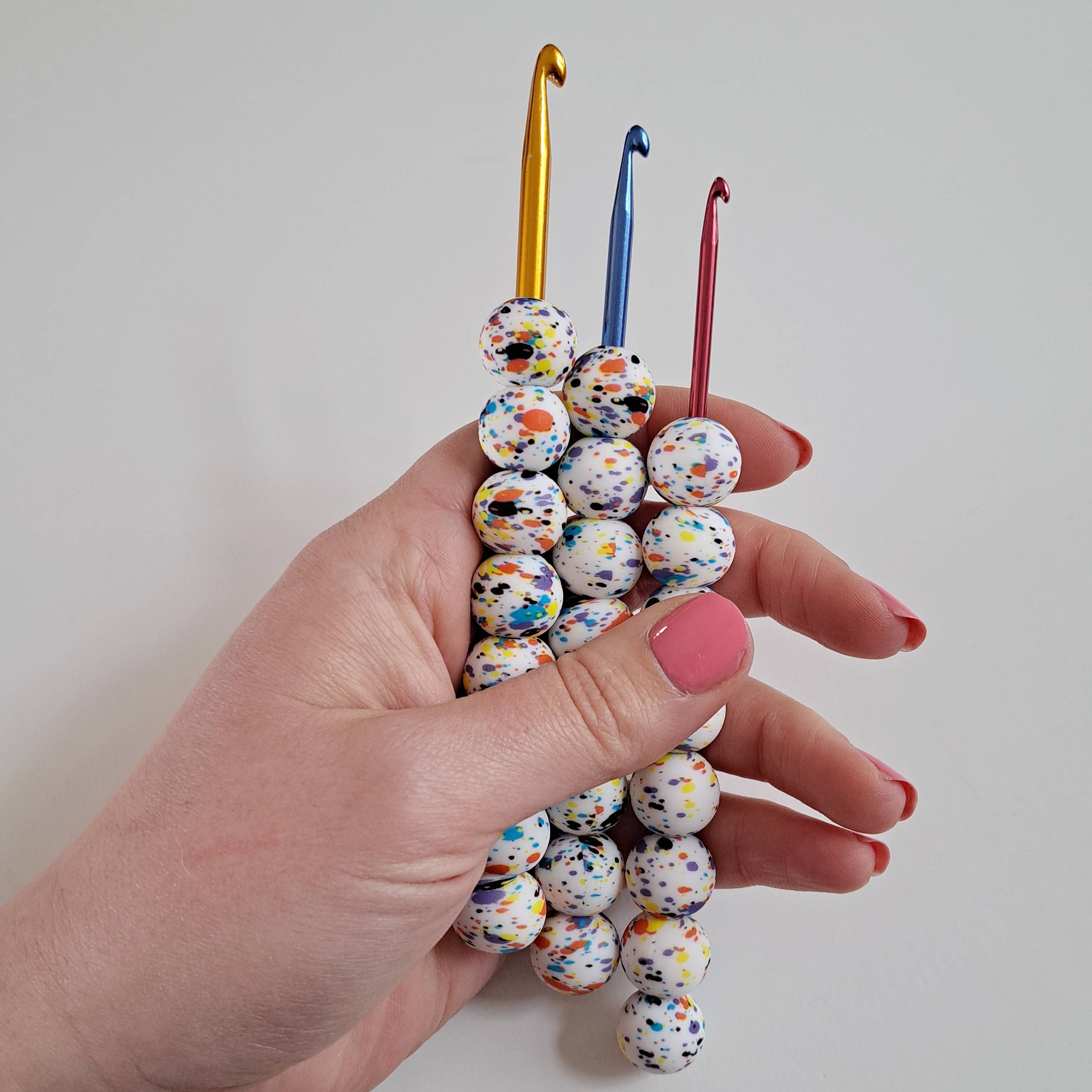 The Pigeon's Nest – wholesale Knitting/Crochet Supplies – Silicone Bead Crochet Hook | Ergonomic, Hand-Assembled Hook6