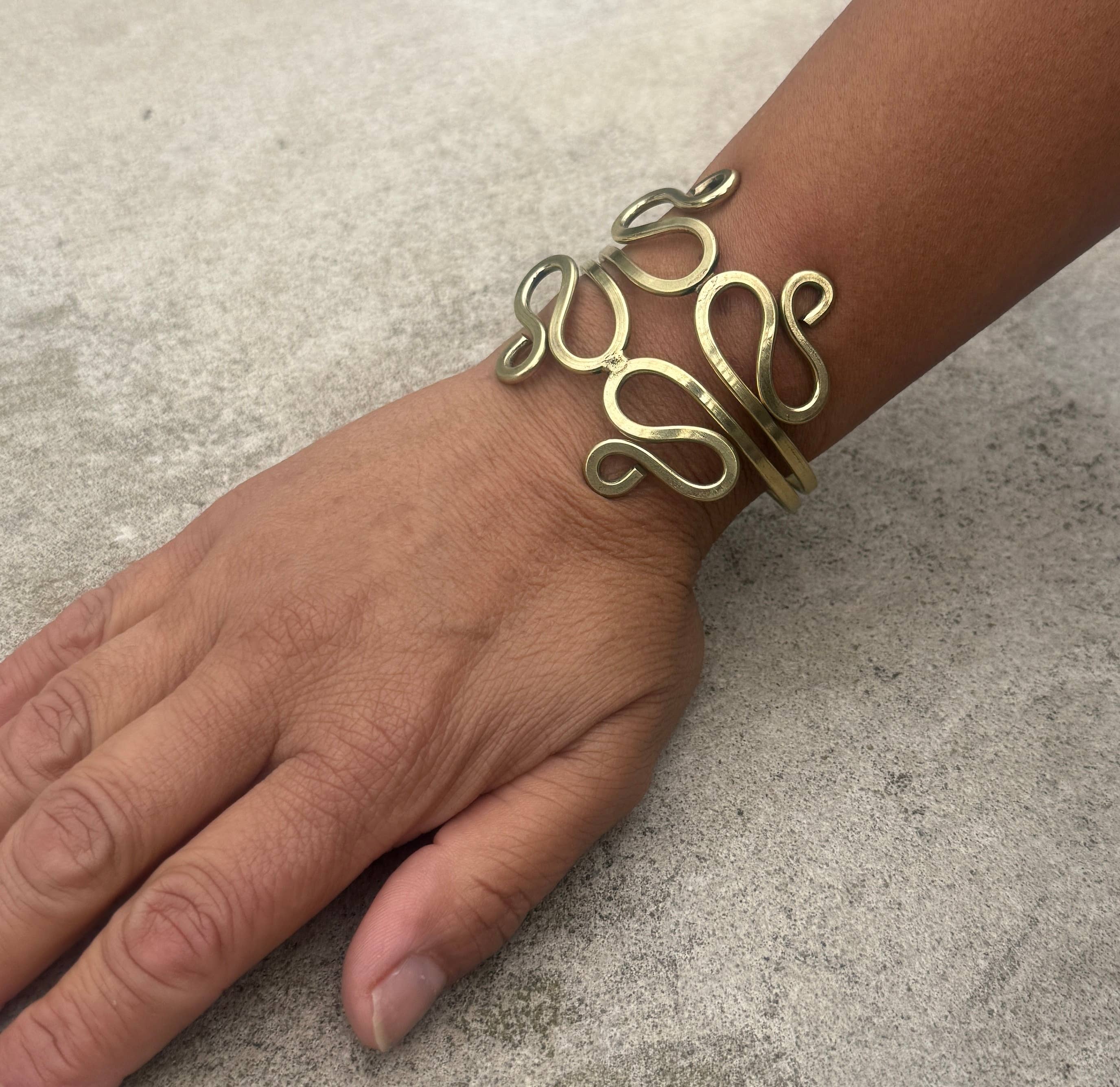 Lungta Imports - Vendita all'ingrosso Bracciale a polsino - Braccialetto a polsino fatto a mano, design vintage, hippie, gitano etnico2