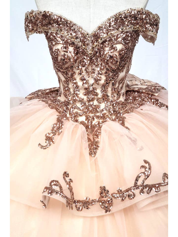 Chicas - Wholesale Dress - Women's - Multilayered Quince Dress With Bow and Sequins CHF306317