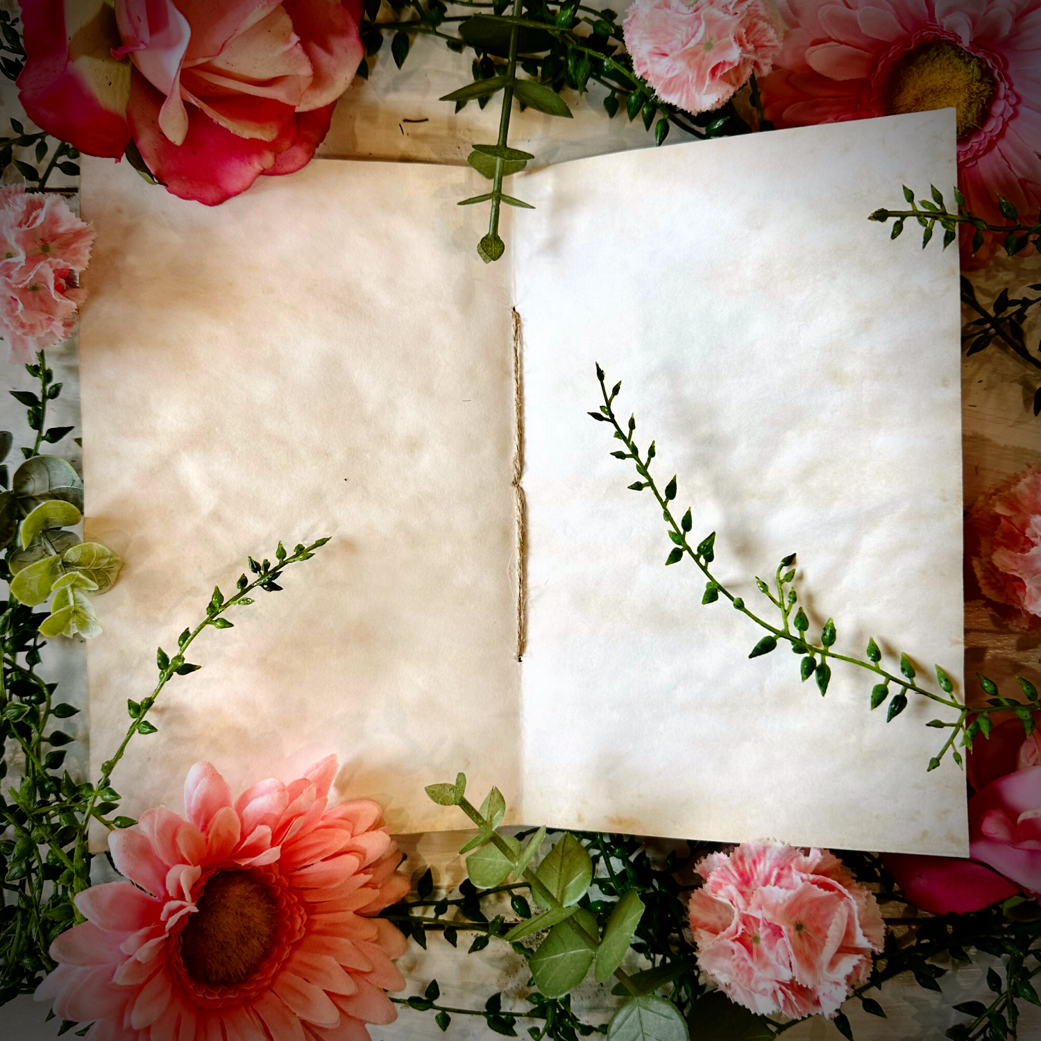 NOMAD Moon Magic - Vendita all'ingrosso Diari/agende - Diario fatto a mano di ispirazione vintage, design con cappello viola stregato3