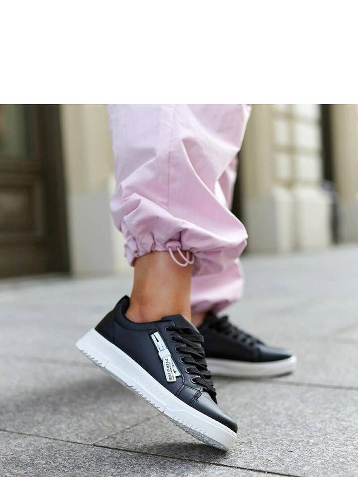 Sneakers Model 207295 Solea for engroshandel hos Lieber Deem Marktplatz