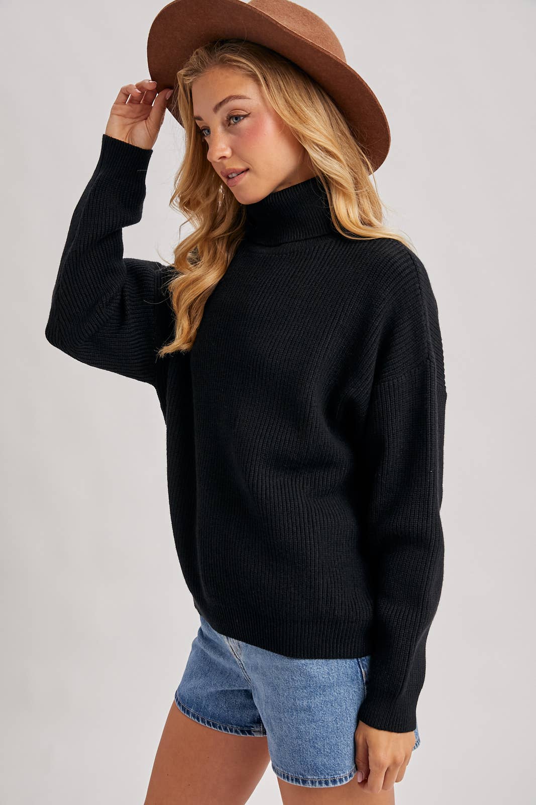 Bluivy - Vendita all'ingrosso Maglione tricot - Donna - MAGLIONE A COSTE CON COLLO ALTO5