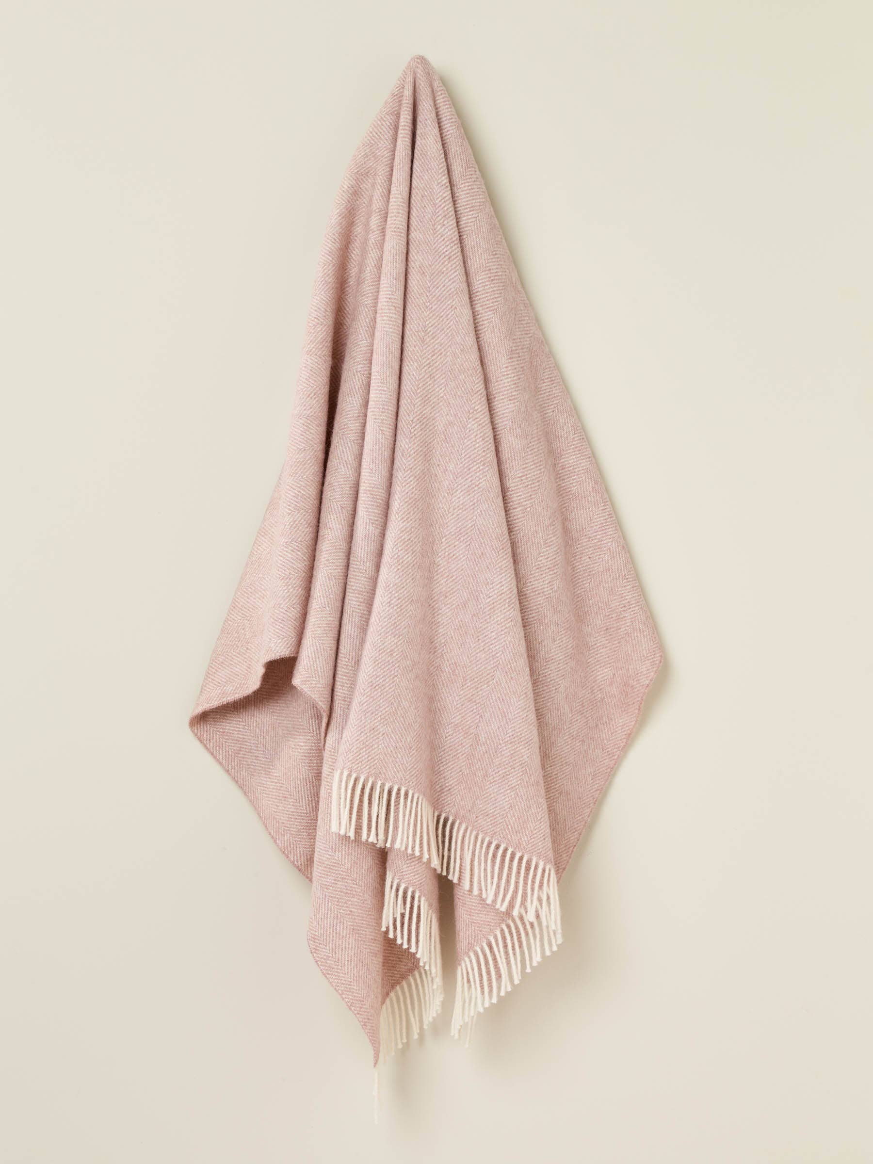 Bronte by Moon – Engroshandel Tæppe – Sildebensmønstret Britisk Uldtæppe3