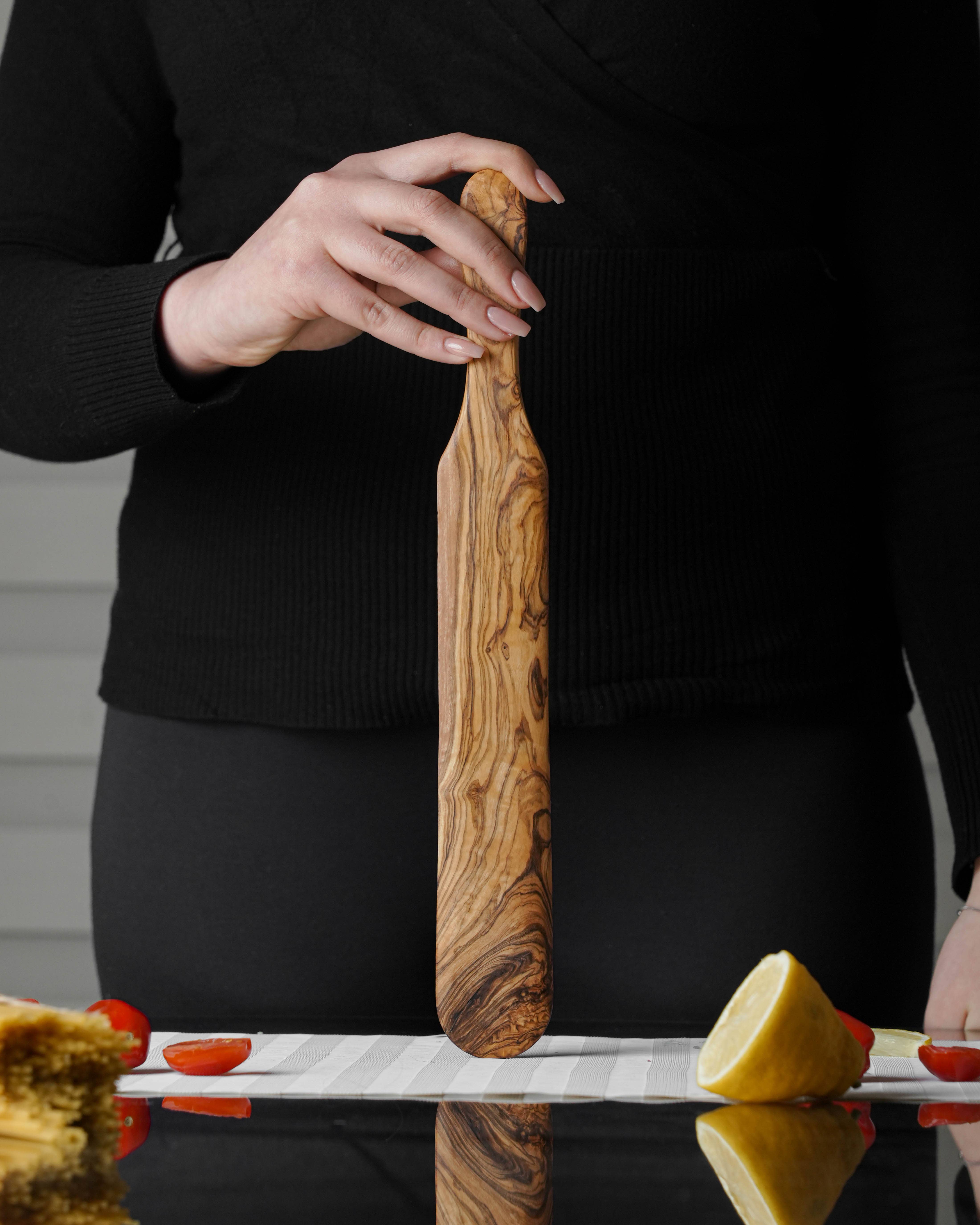 Handcrafted Olivewood - Wholesale Kitchen Spoon - Olive Wood Spurtle, Handmade