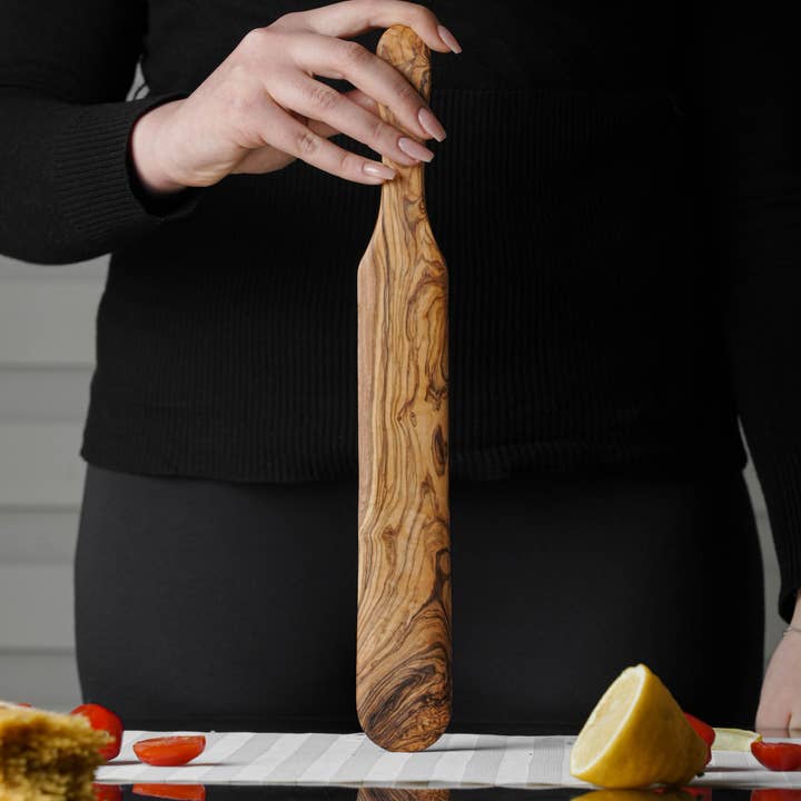 Handcrafted Olivewood - Wholesale Keukenlepel - Olijfhouten spurtle, handgemaakt0