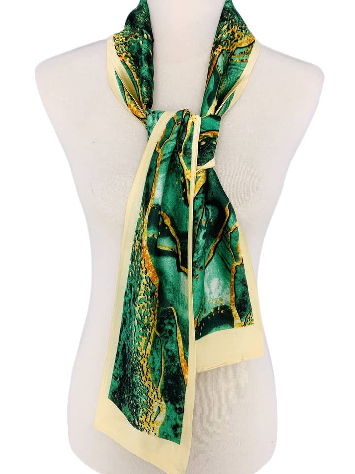 Schmaler Schal mit luxuriösem Seidengefühl — Grüner Marmor für den Großhandel von JC Sunny Fashion
