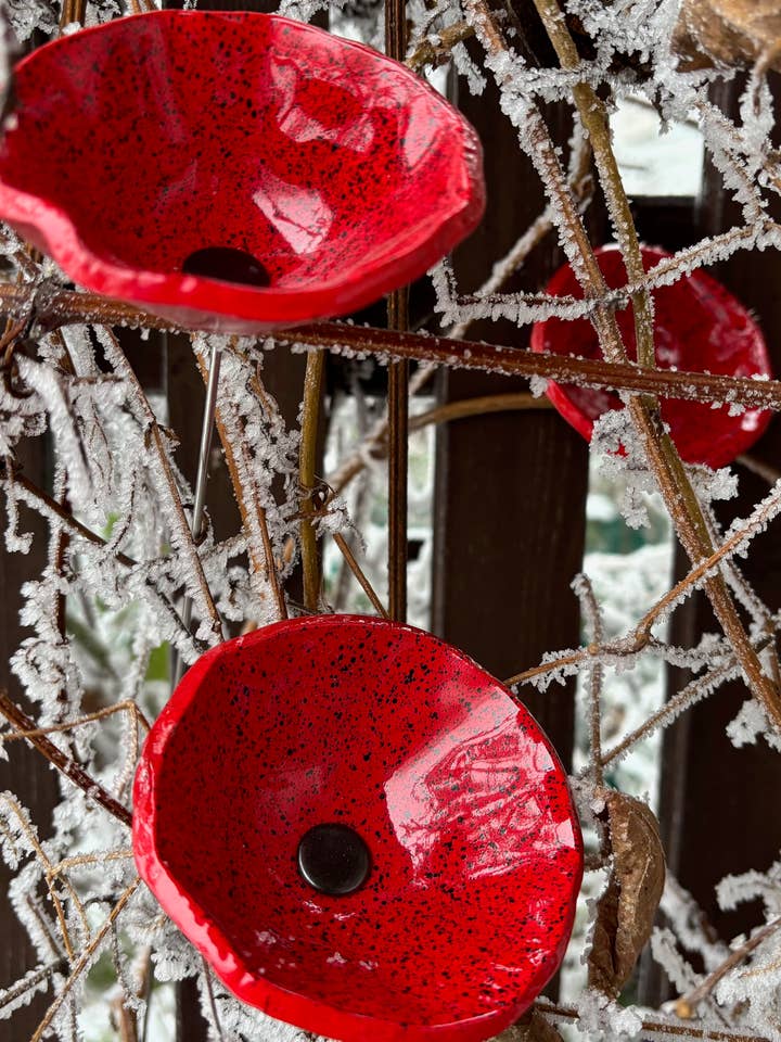 Middle size Glass Flower For Outside In Red-Black for wholesale by CARNEOL GLASS