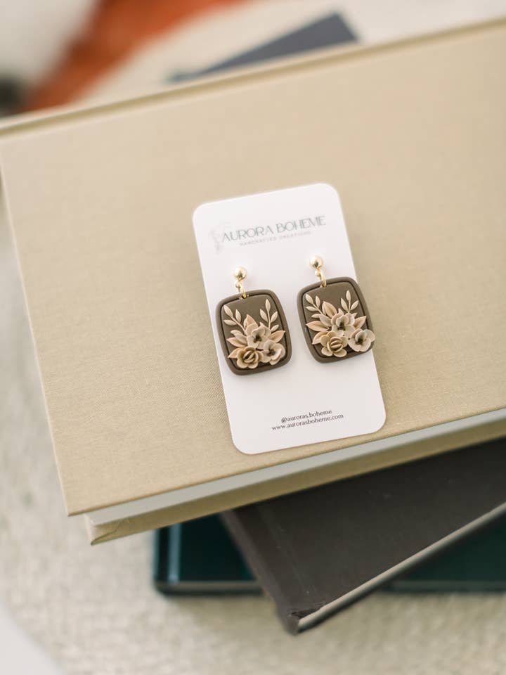 Mocha Floreale Pendente per la vendita all'ingrosso da parte di Aurora Boheme