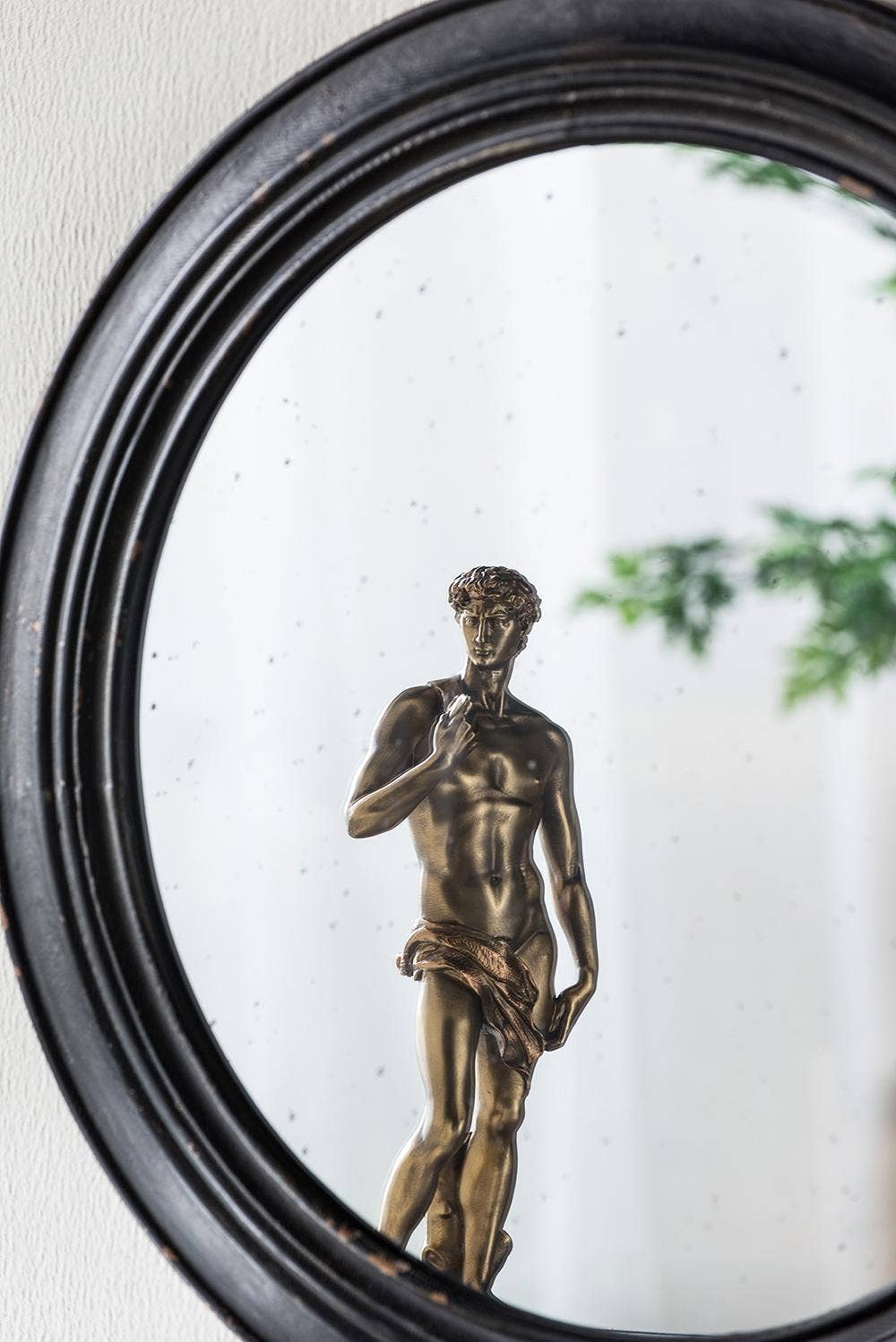 A&B Home Group Inc. - Wholesale Wall Mirror - D23.5" Antiqued Black Round Mirror - Black3