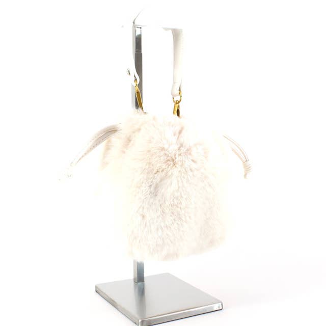 Pretty Persuasions - Wholesale Crossbody bag – Women's - P23091 Faux Fur Drawstring Bucket Crossbody Bag15