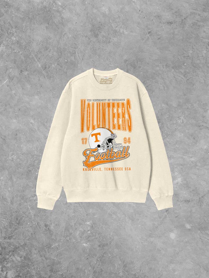 The Clandestine Underground - Wholesale Graphic Sweatshirt - Unisex - Tennessee Volunteers Football Boxy Cotton 90's Sweatshirt1