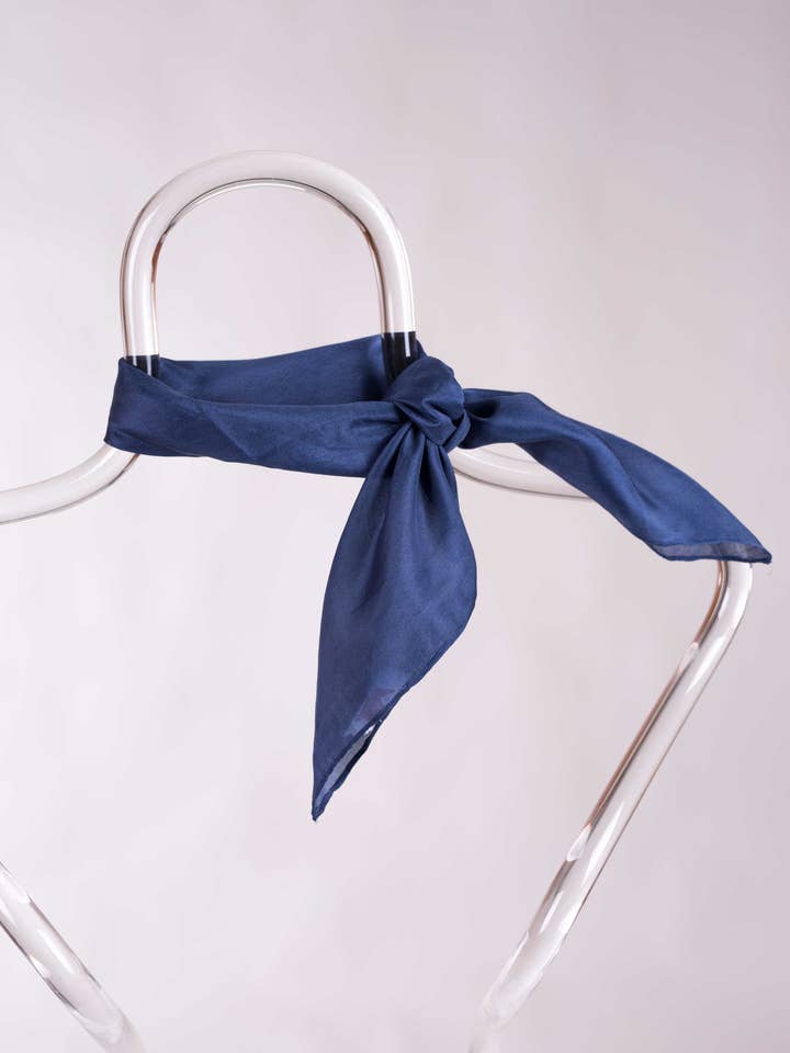 Sidensjal i pongee, naturlig, 55×55 cm för wholesale av MR Complements