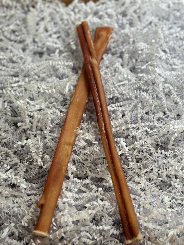 Lynchburger Large Bully Stick - Thick for wholesale by Lynchburger Pet Products