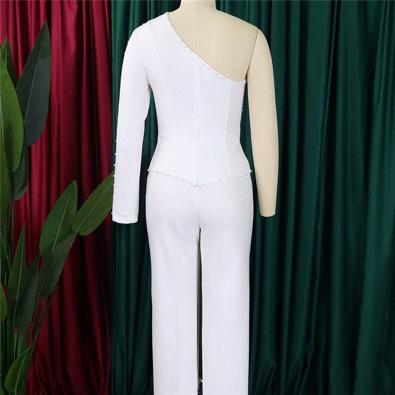 Plush Looks – Engroshandel Top- og buksesæt (IKKE Loungewear) - Dame – Ensfarvet skrå skulderperlebukser OL-sæt5