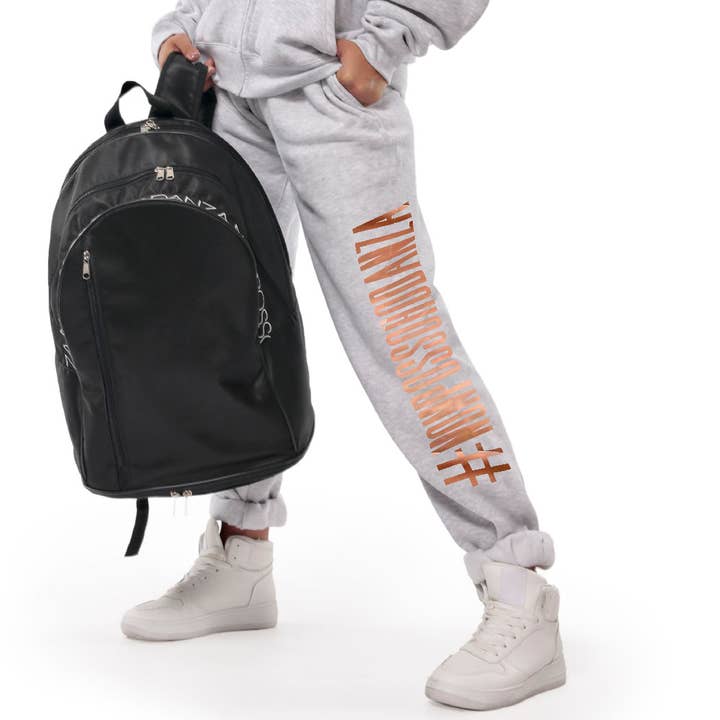 PANTALON ALVIN GRIS MÉLANGÉ « LOGO EN OR ROSE » AVEC LE HASHTAG pour la vente par Non Posso, Ho Danza.