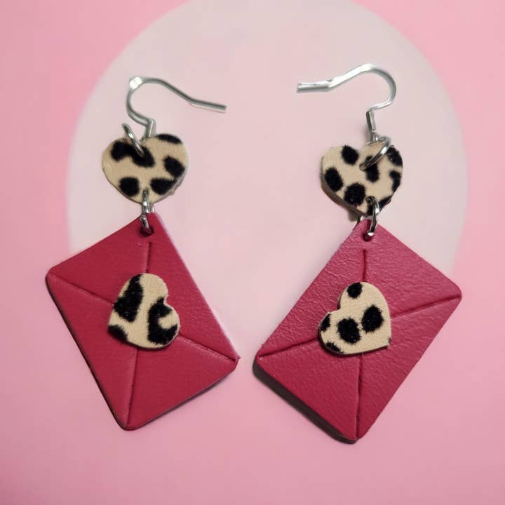 Lettere d'amore per la vendita all'ingrosso da parte di Bushleys Beauties, LLC