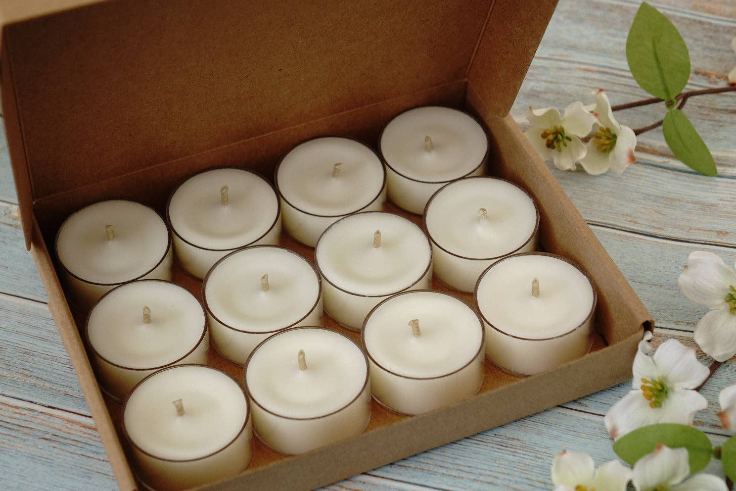 Ric n'Gus Candles - Wholesale Tea light candles - Unscented Tealights2