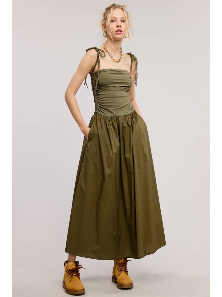 Mimosa - Vente Robe – femme - Robe midi évasée à corsage froncé avec bretelles en ruban11