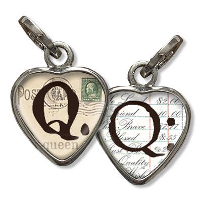 Initiale Q Bubble Heart pour la vente par Pick Up Sticks Jewelry Company