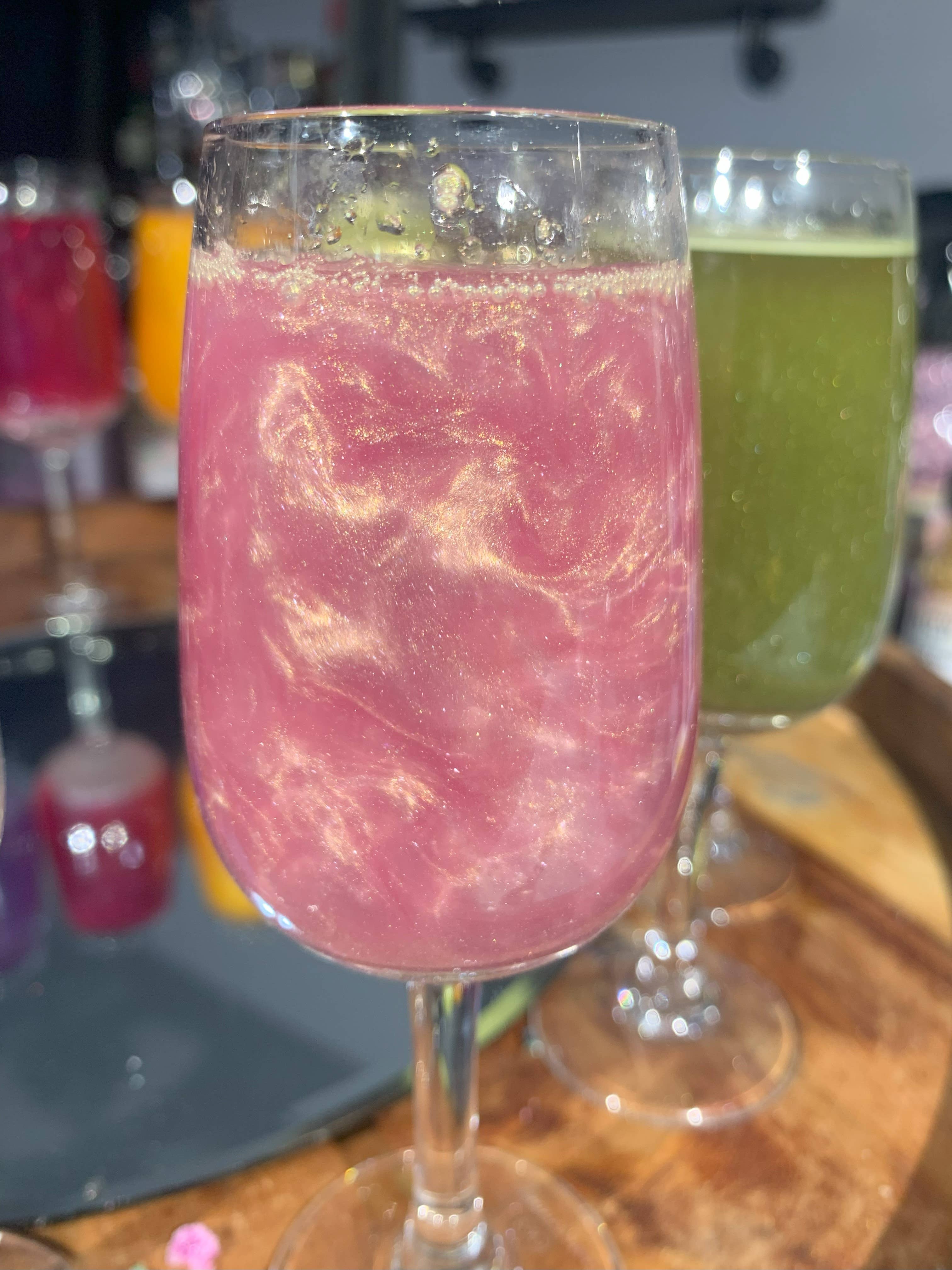 Ultimate Baker – wholesale Cocktailmix/-sockerlag – Snowy River cocktailglitter i roséguld (1x4 g)2