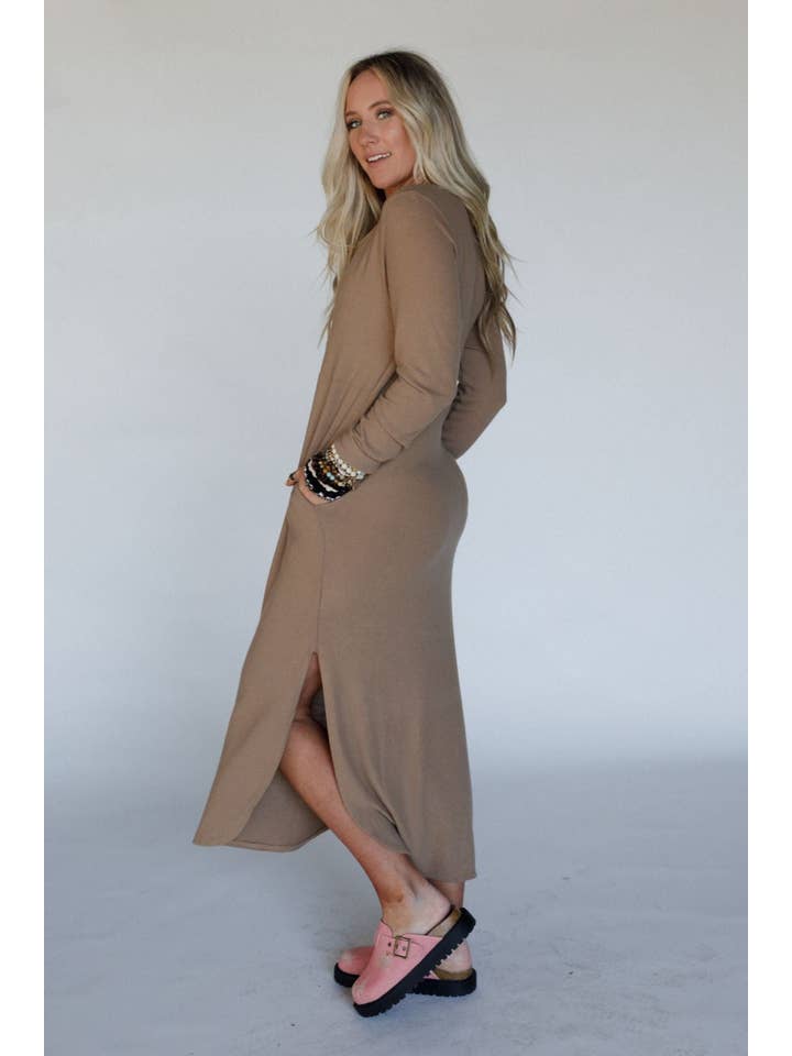 Three Bird Nest - Wholesale Dress - Women's - Simply Comfort Dress - Mocha