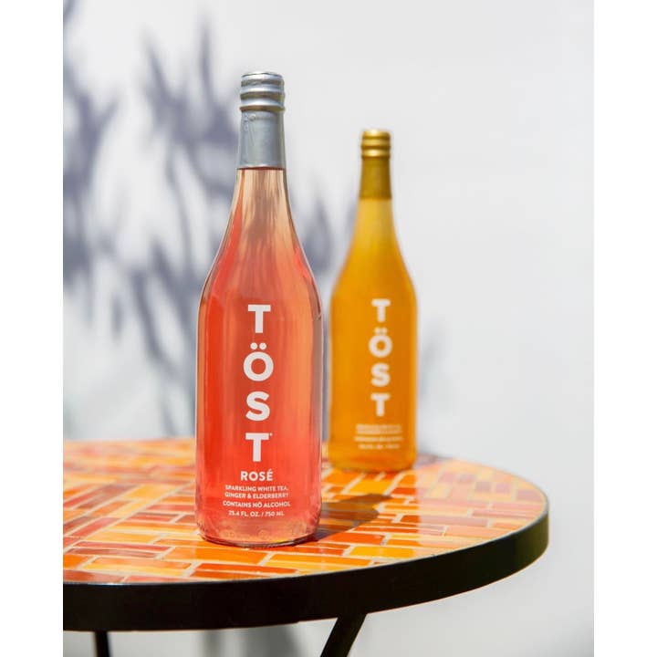 TÖST Beverages - Vente Apéritifs sans alcool/mocktails - TÖST ROSÉ un rafraîchissant sans alcool2