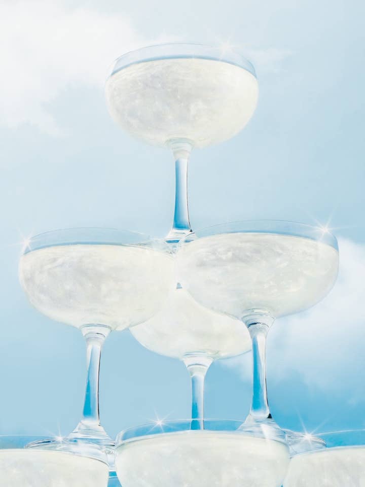 Iridescent Gold | Star Dust Edible Drink + Dessert Glitter for wholesale by Sweetapolita