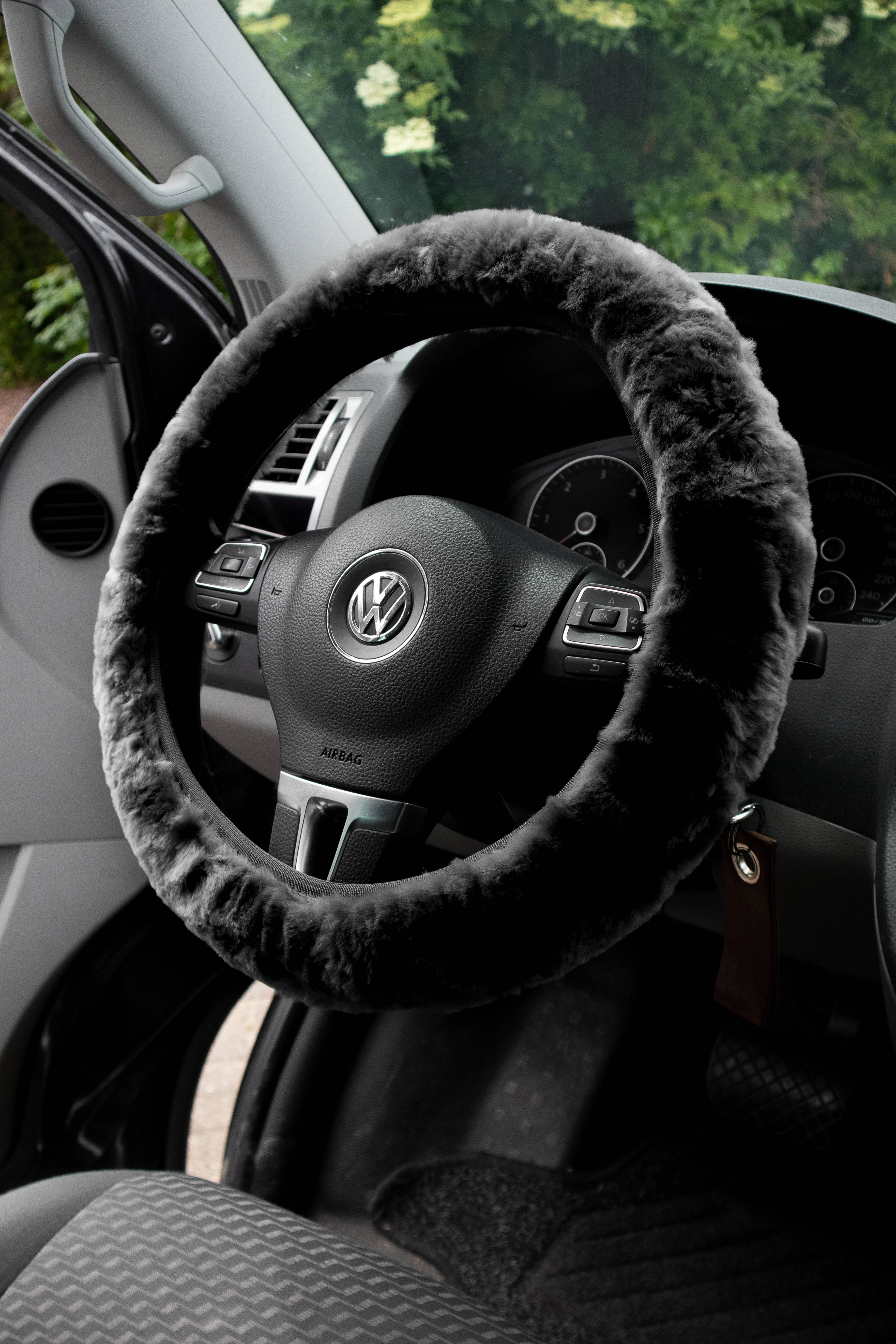 Van Buren - Wholesale Winter Accessory Set - Unisex - Sheepskin steering wheel cover | 4 colors6