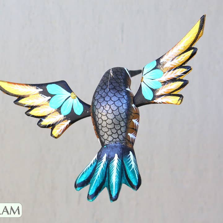 Balam Arts - Wholesale Sculpture - Hummingbird Alebrije - Assorted Wood Carved Hummingbirds