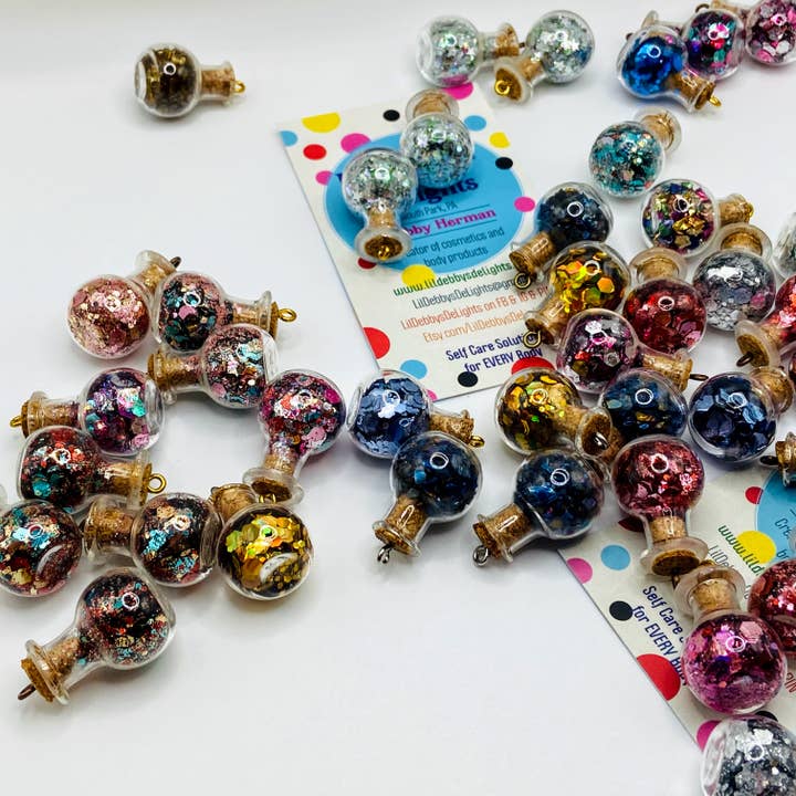 Bottle of glitter, gold. for wholesale by LilDebby's DeLights