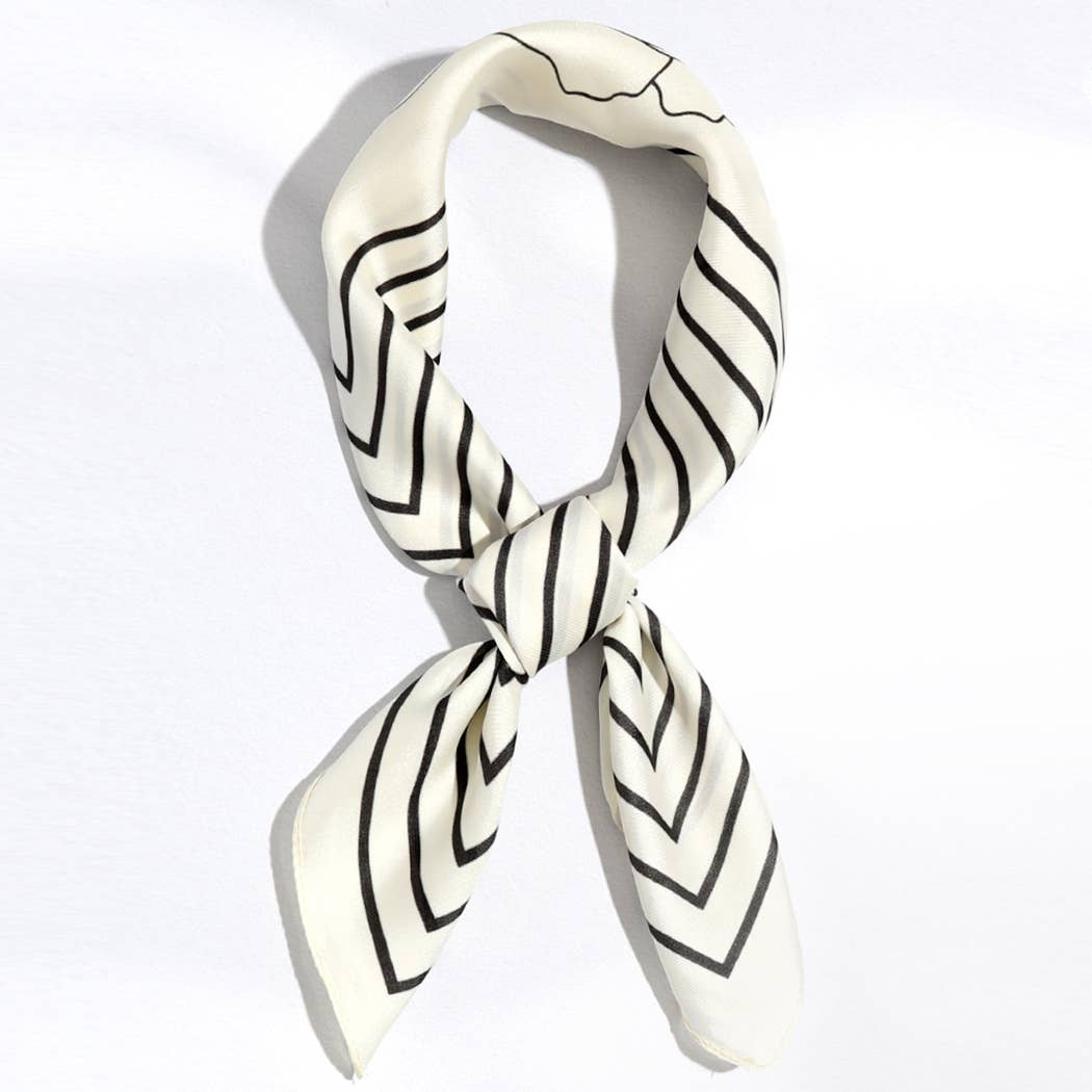 BK/PESO Lenço macio com estampa rosa acetinada leve  para venda a revendedores na Faire2