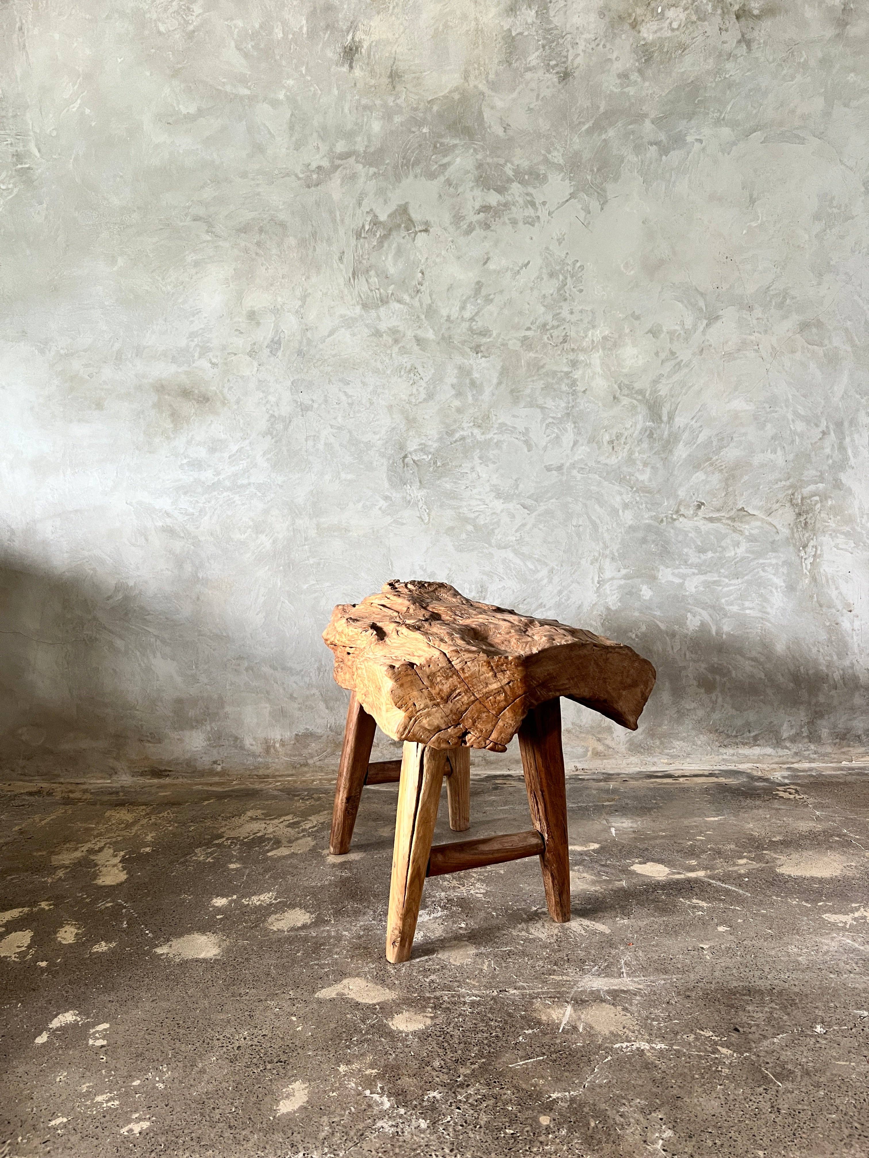 Office Objets - Venta al por mayor Bancos - Banco pequeño de teca asiática rubia con cuatro patas - Sembilan24