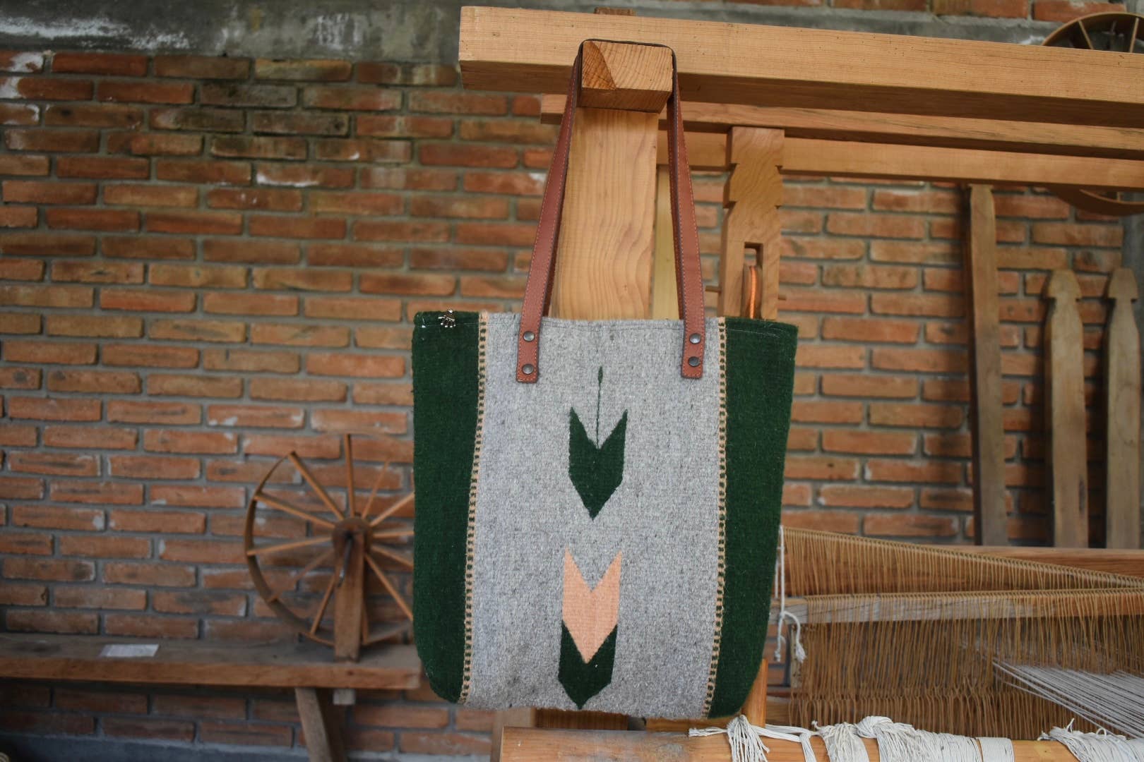 The Zapotec Weavers – wholesale Tote bag – Women's – Zapotec Green Arrow Bag 3
