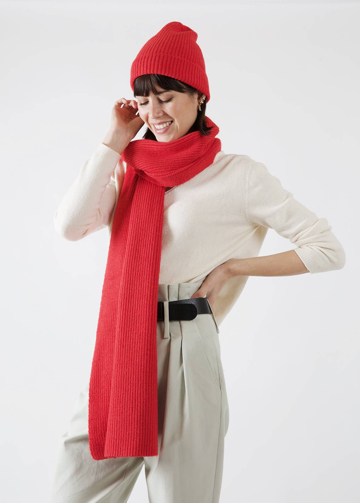 JULIA PARIS – Engroshandel Tørklæde - Dame – Ensfarvet strikket tørklæde10