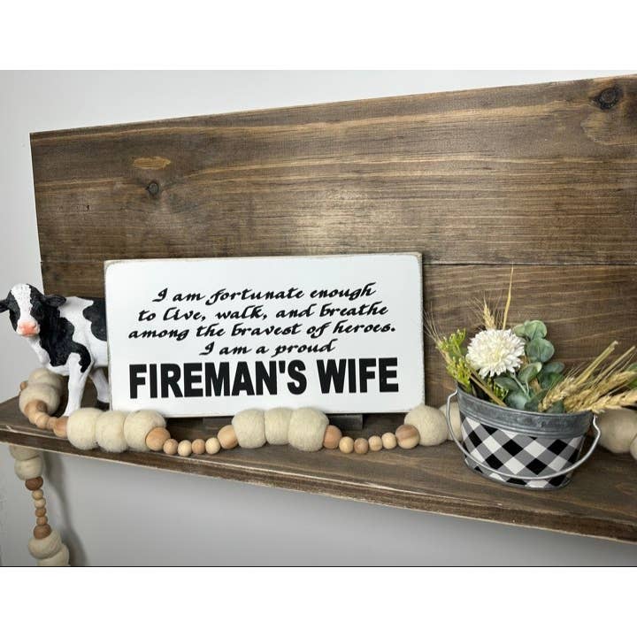 FEMME DE POMPIER pour la vente par Dudley's Cottage & Gifts