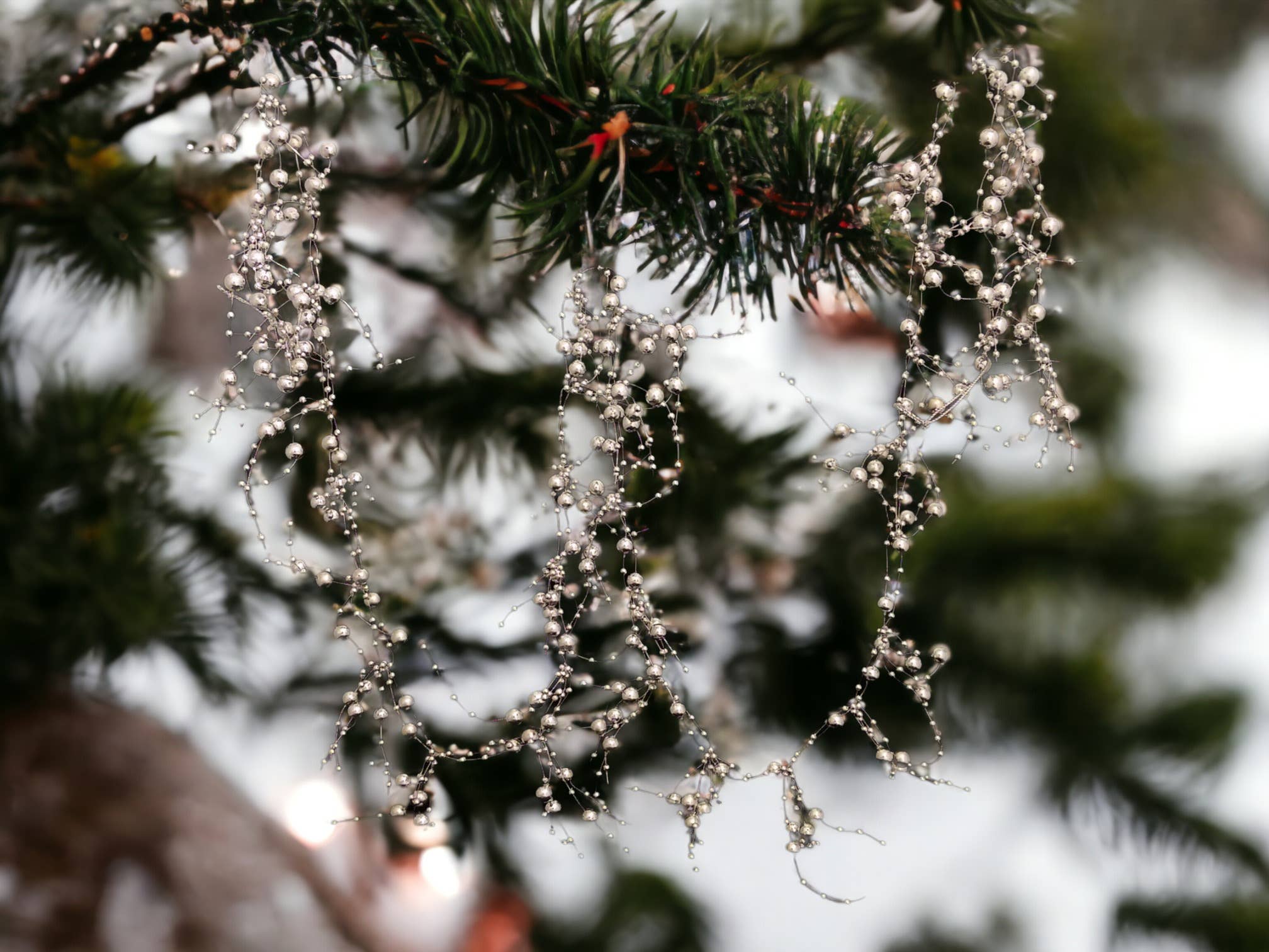 Decor N Beyond - Wholesale Bunting/Garland - 6' Silver Loose Bead Garland3