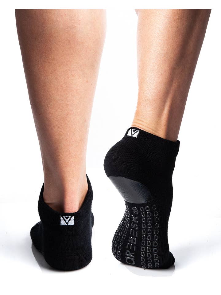 Arebesk - Wholesale Socks - Women's - Birdie Grip Sock1